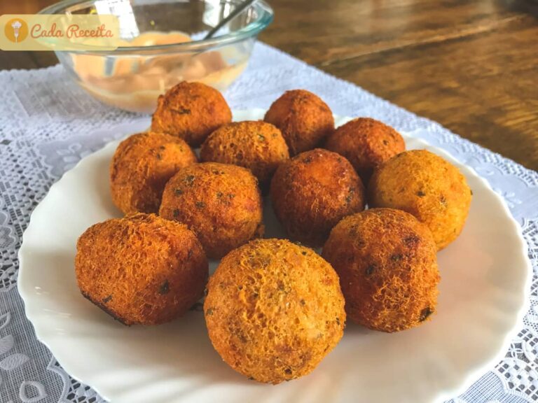 Bolinho de bacalhau sequinho e delicioso Cada Receita
