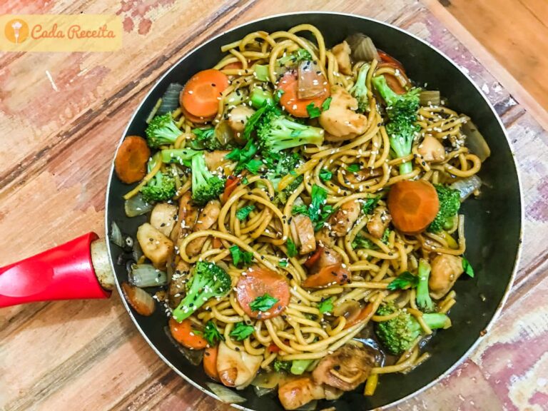 Você conhece a origem do yakisoba?